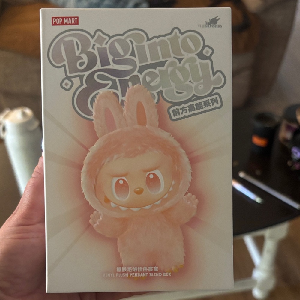 UNOPENED Authentic PopMart Big into Energy Labubu - Loyalty